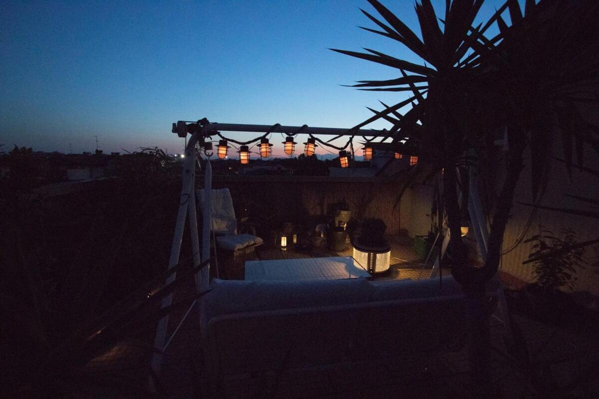 The Little Penthouse Apartment Seregno Bagian luar foto
