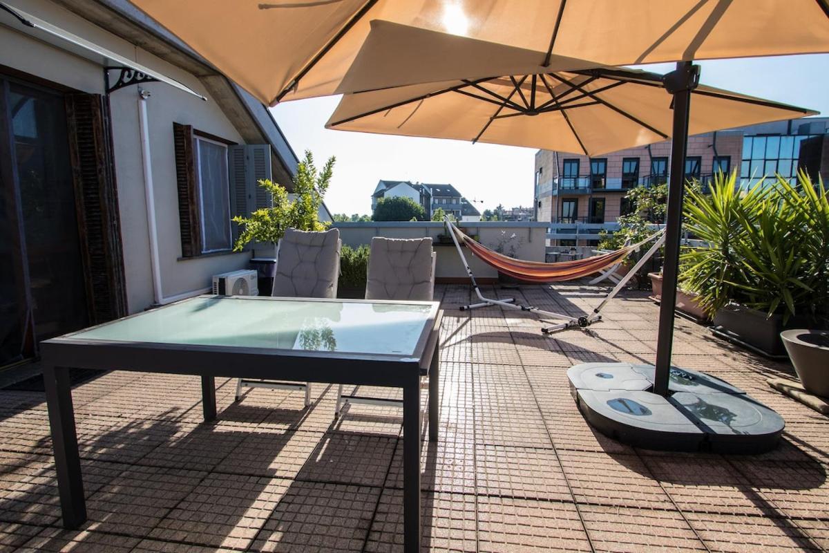 The Little Penthouse Apartment Seregno Bagian luar foto